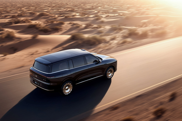 32.28万元起!上汽旗舰大六座•智己LS9震撼上市