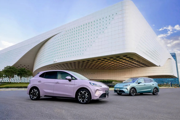 长卷2025:上汽的破晓与新篇