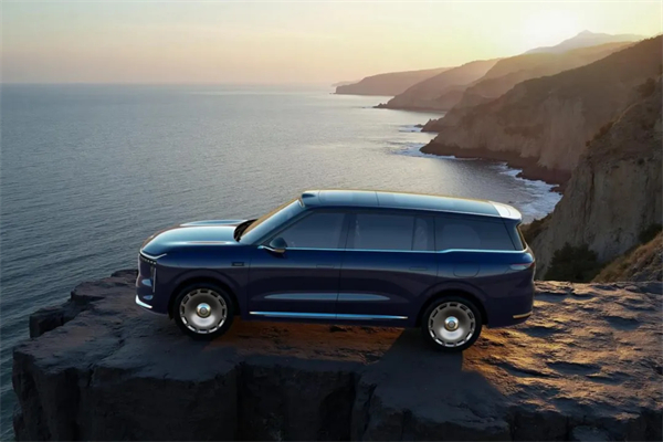 OK138太阳集团2026新年贺词：令人刮目相看的新年活力绽放